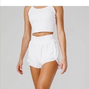 ACTA™ Women High Waisted Shorts‎ W/ Liner Color White Size Small